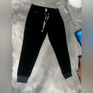 Black FIGS Zamora High Waisted Jogger Pants